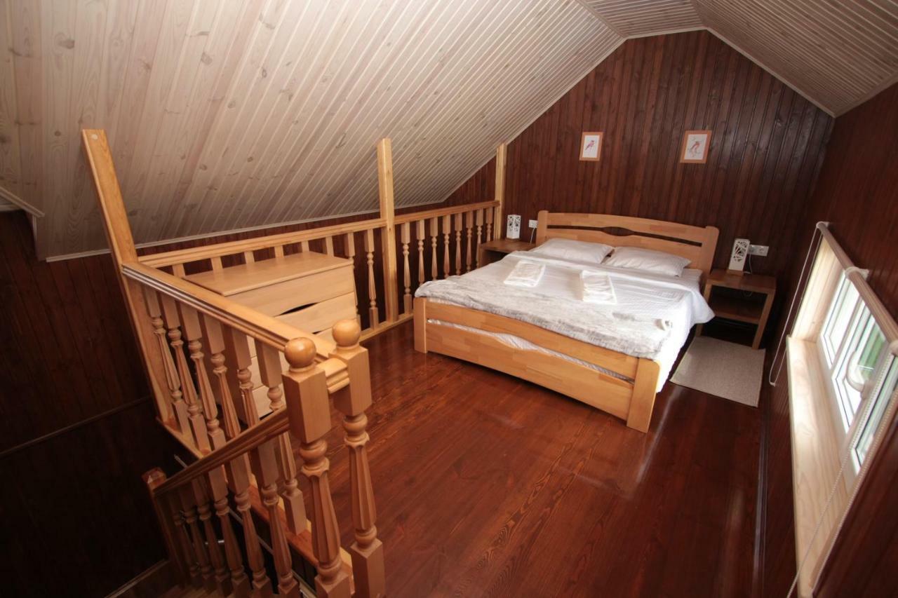 Ostrivky Hotel Svityaz' Buitenkant foto
