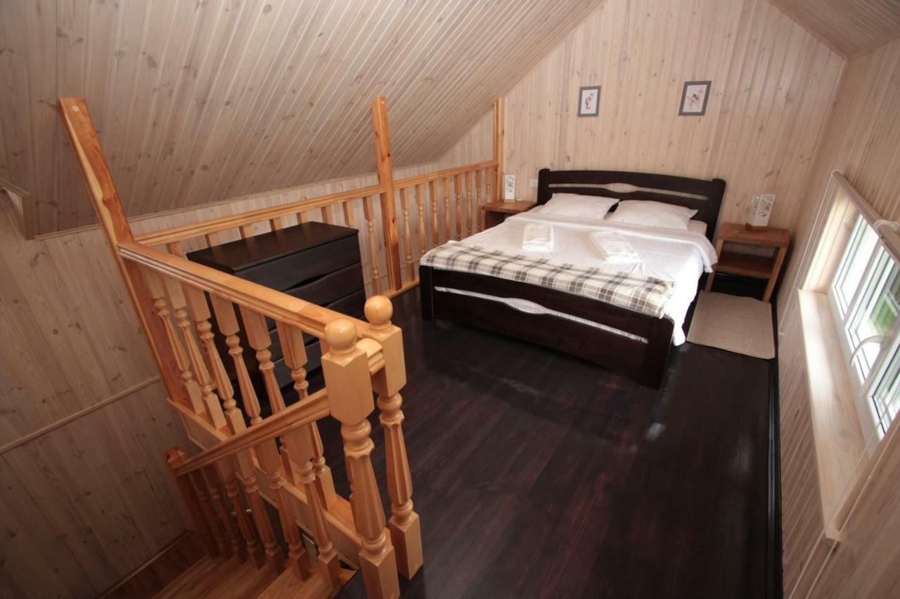 Ostrivky Hotel Svityaz' Buitenkant foto